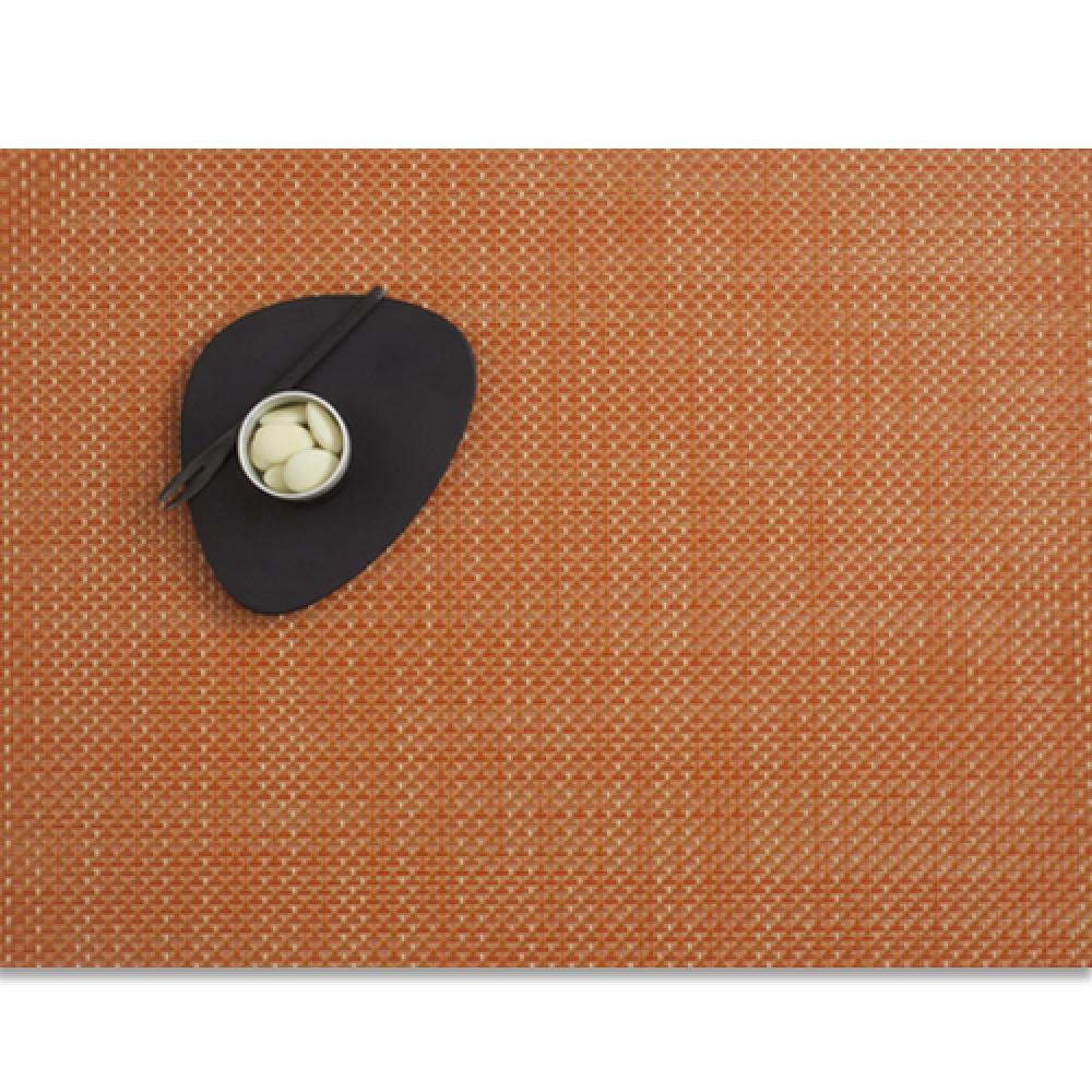 

CHILEWICH Салфетка подстановочная жаккардовое плетение винил (36х48) Papaya (100110-023) 0025-BASK-PAPA