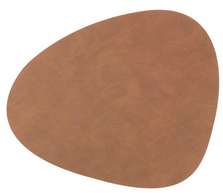 LIND DNA NUPO brown подстановочная салфетка фигурная 37x44 см, толщина 1,6 мм